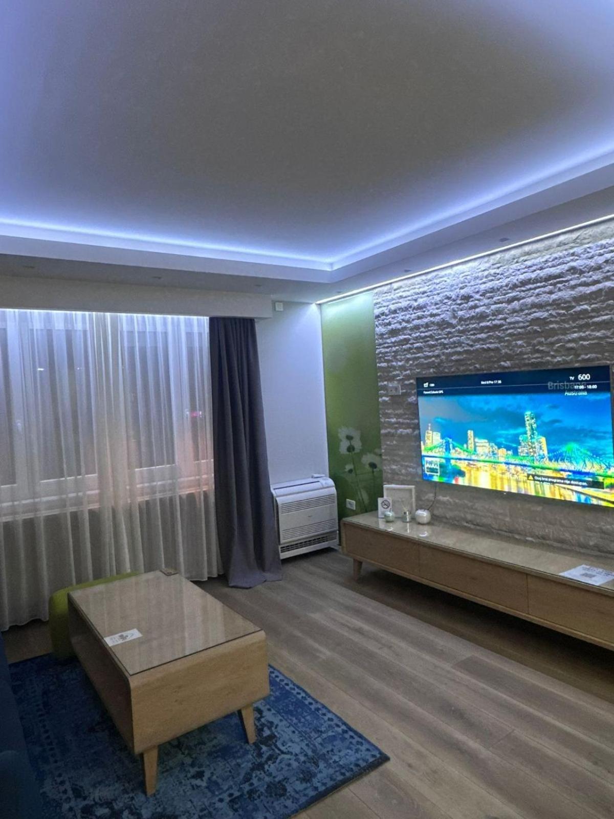 City Center Apartment Sarajevo Accross Bbi Shopping Mall מראה חיצוני תמונה